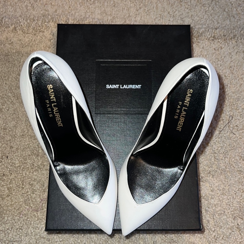 Saint Laurent  Era 110 Pump